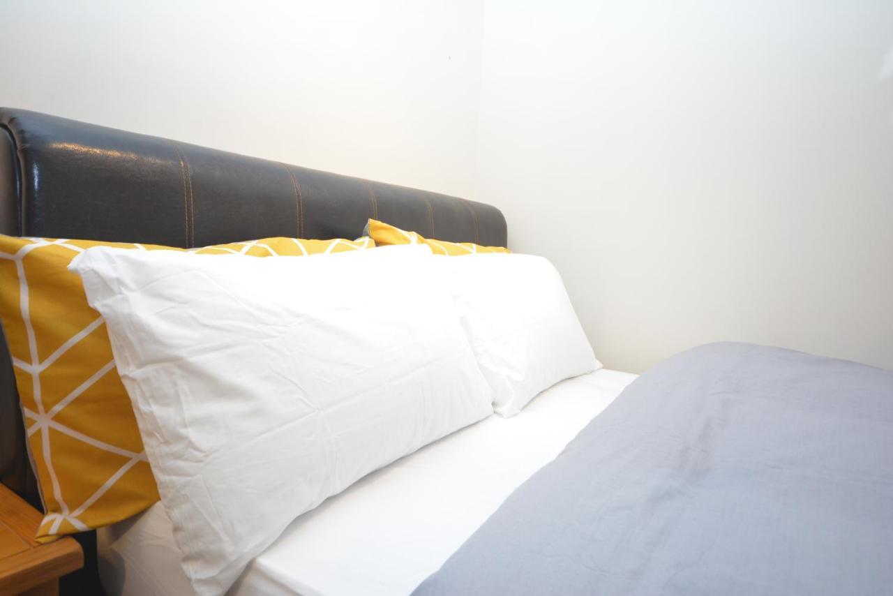 London Luxury 5 Bedroom House 2 Min Walk To The Tube Station Dagenham Exteriér fotografie